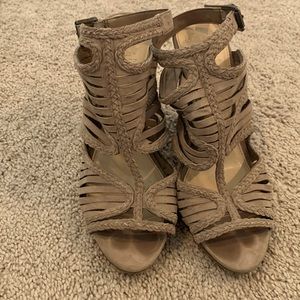 Vince Caumto wedge sandal